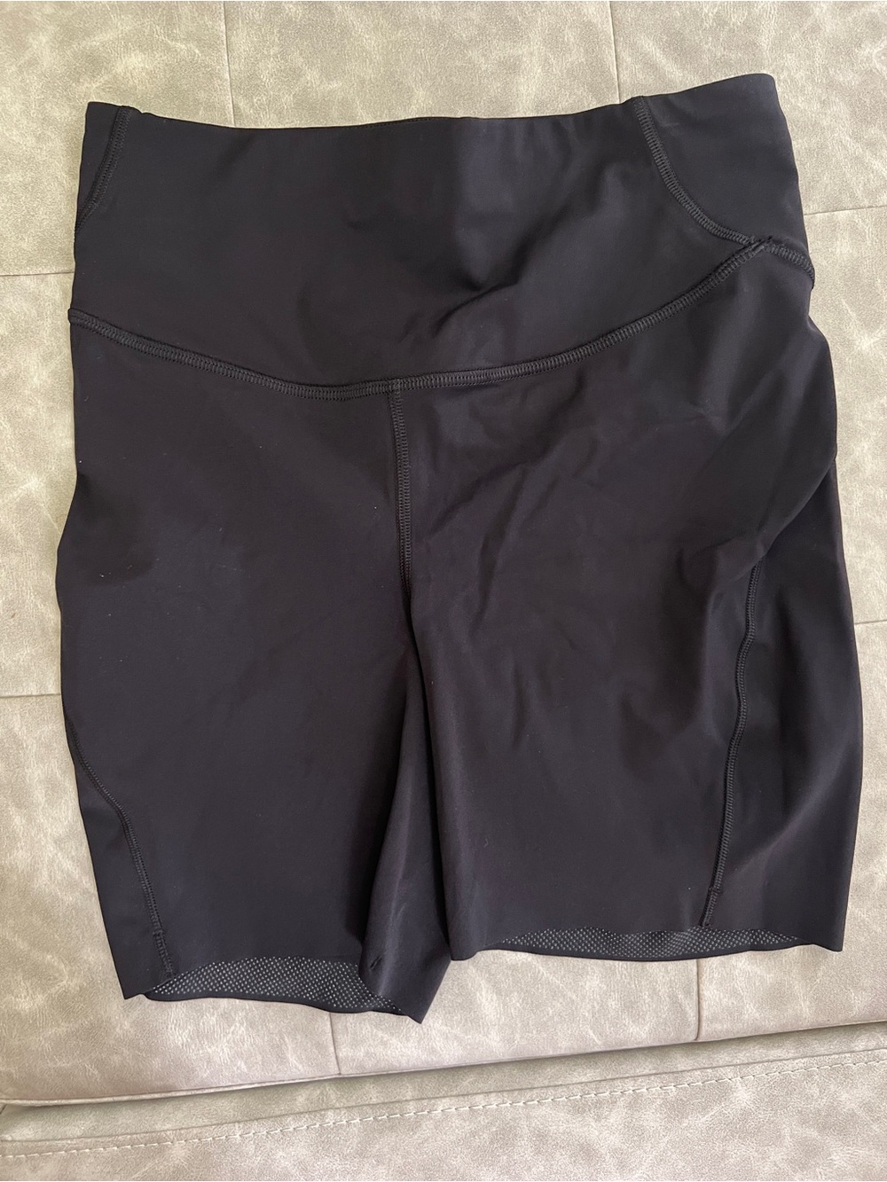 Lululemon Base Pace Running Short 6 inch